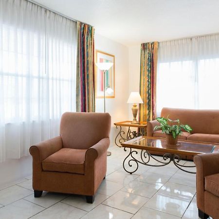Carriage House Resort Deerfield Beach Bagian luar foto