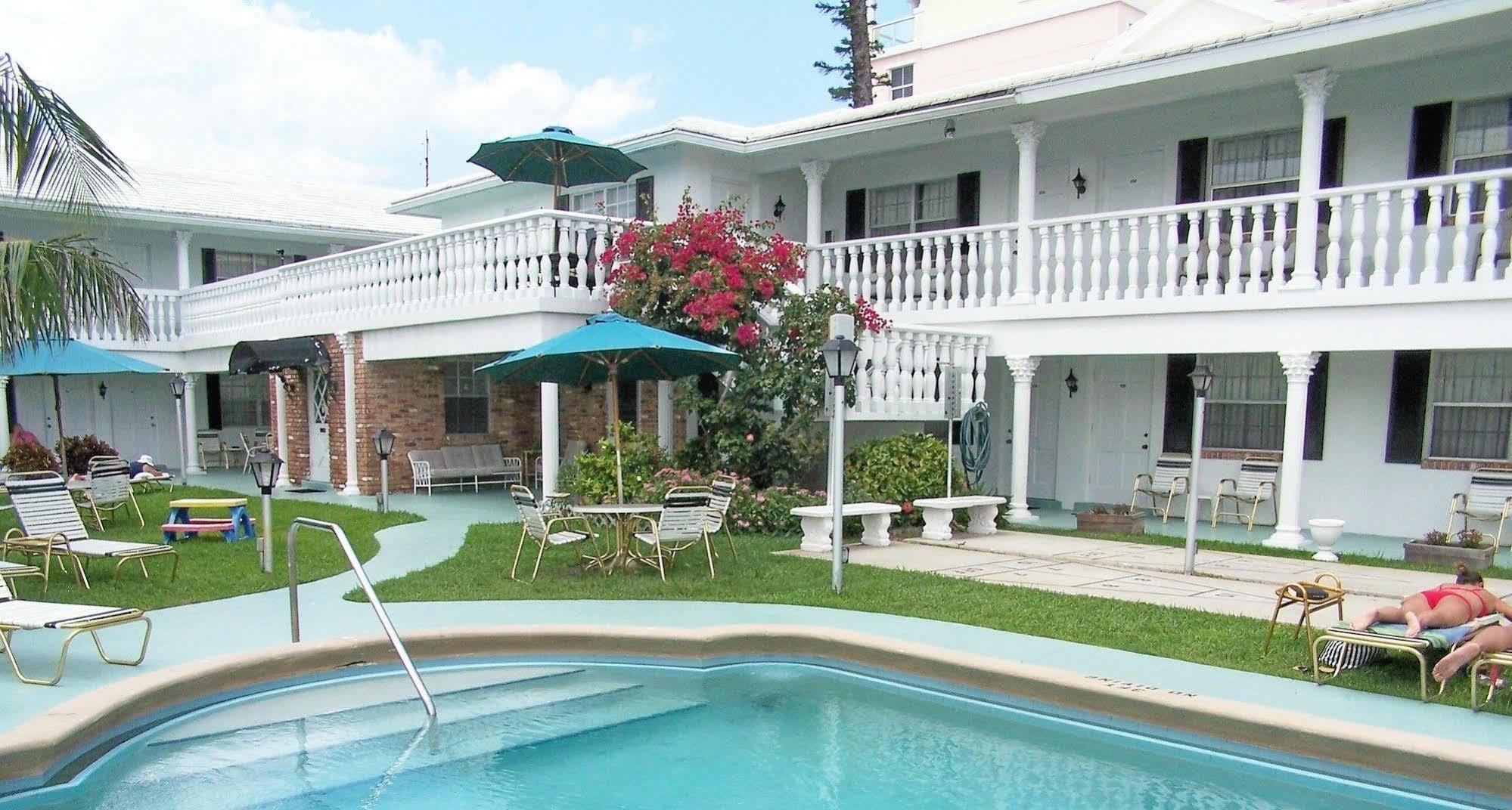 Carriage House Resort Deerfield Beach Bagian luar foto